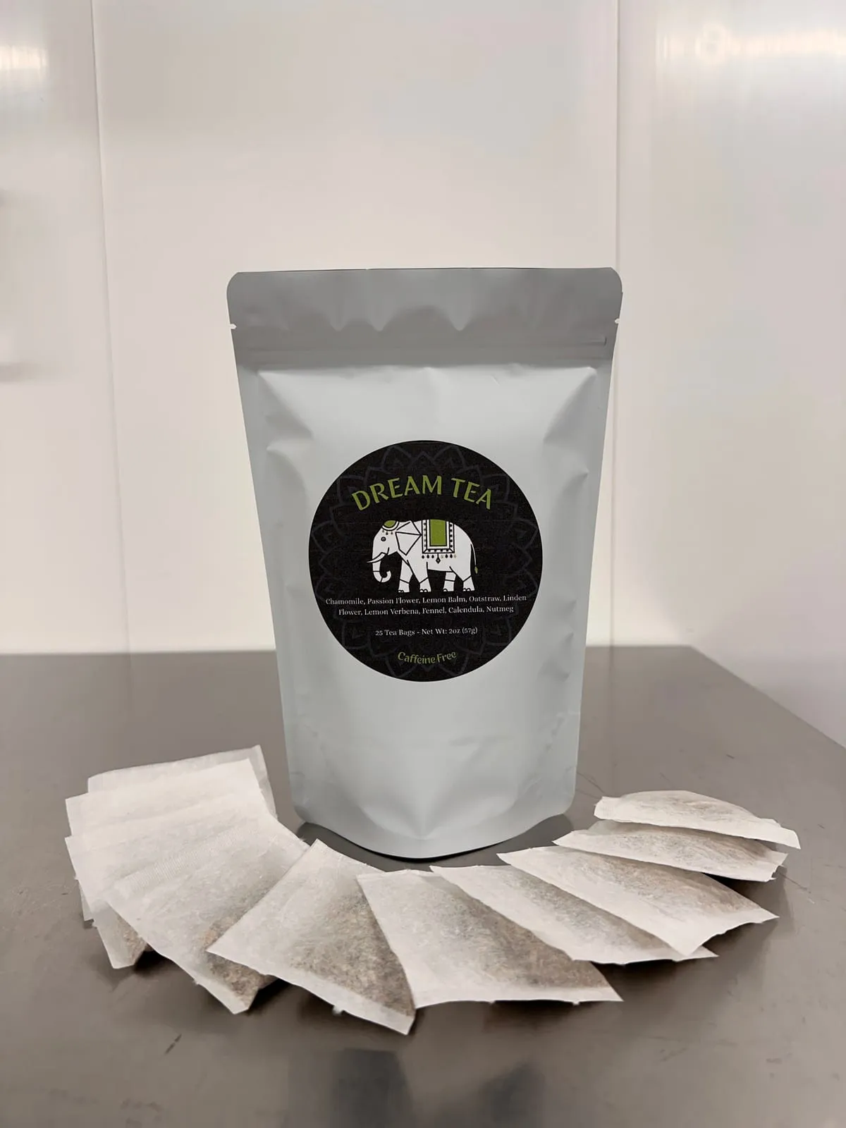 Dream Tea, Tea Bags — 25 count resealable pouch, Herb Stomp packaging