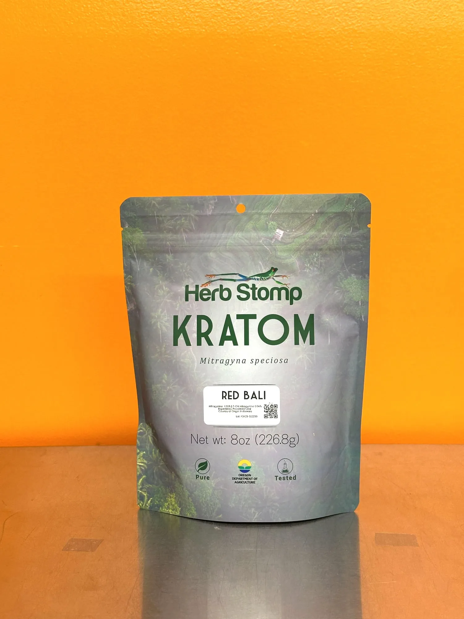 Red Bali Kratom powder — 8 oz resealable bag, Herb Stomp lab-tested kratom packaging