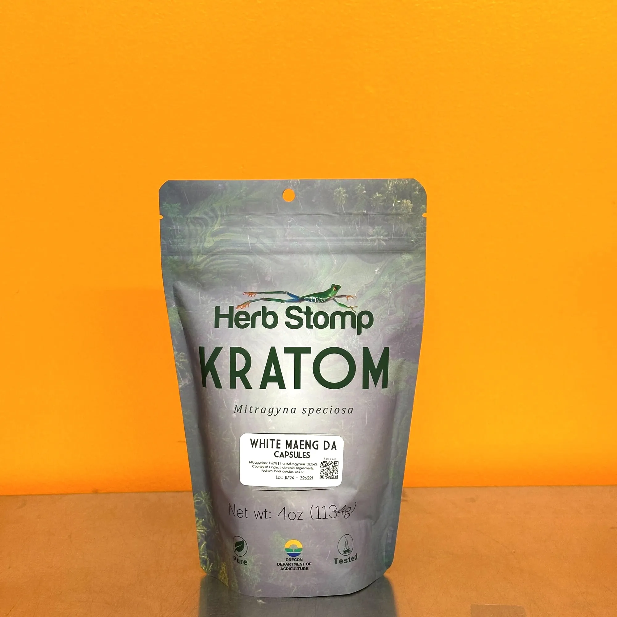White Maeng Da Kratom capsules — 8 oz resealable bag, Herb Stomp lab-tested kratom packaging
